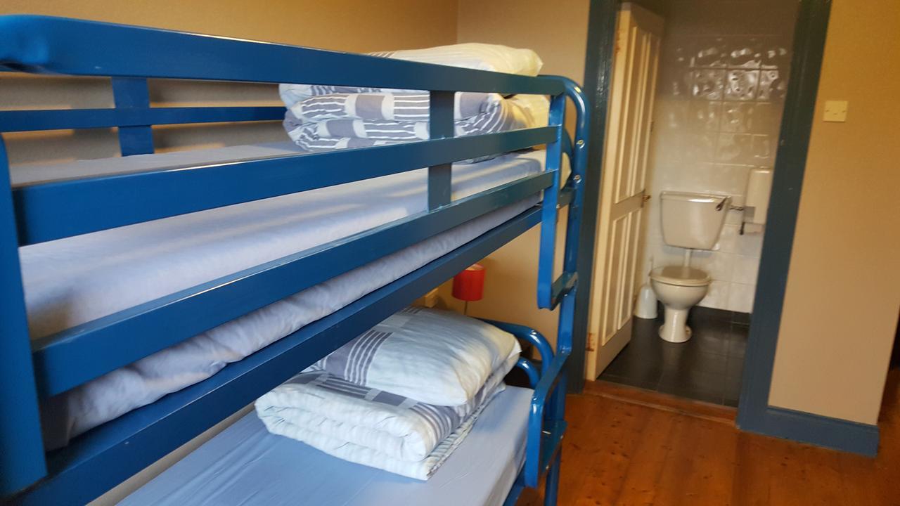 The Connemara Hostel - Sleepzone Leenaun Eksteriør bilde