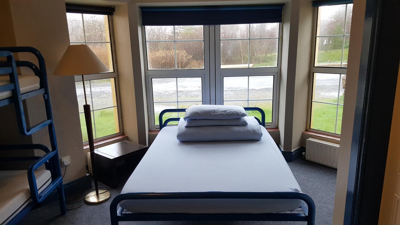 The Connemara Hostel - Sleepzone Leenaun Eksteriør bilde